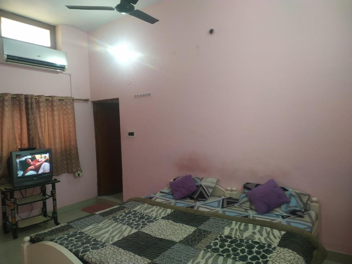Hotel Shri Mahant Orchha 5 Mint Walking From Ram Raja Temple Luaran gambar