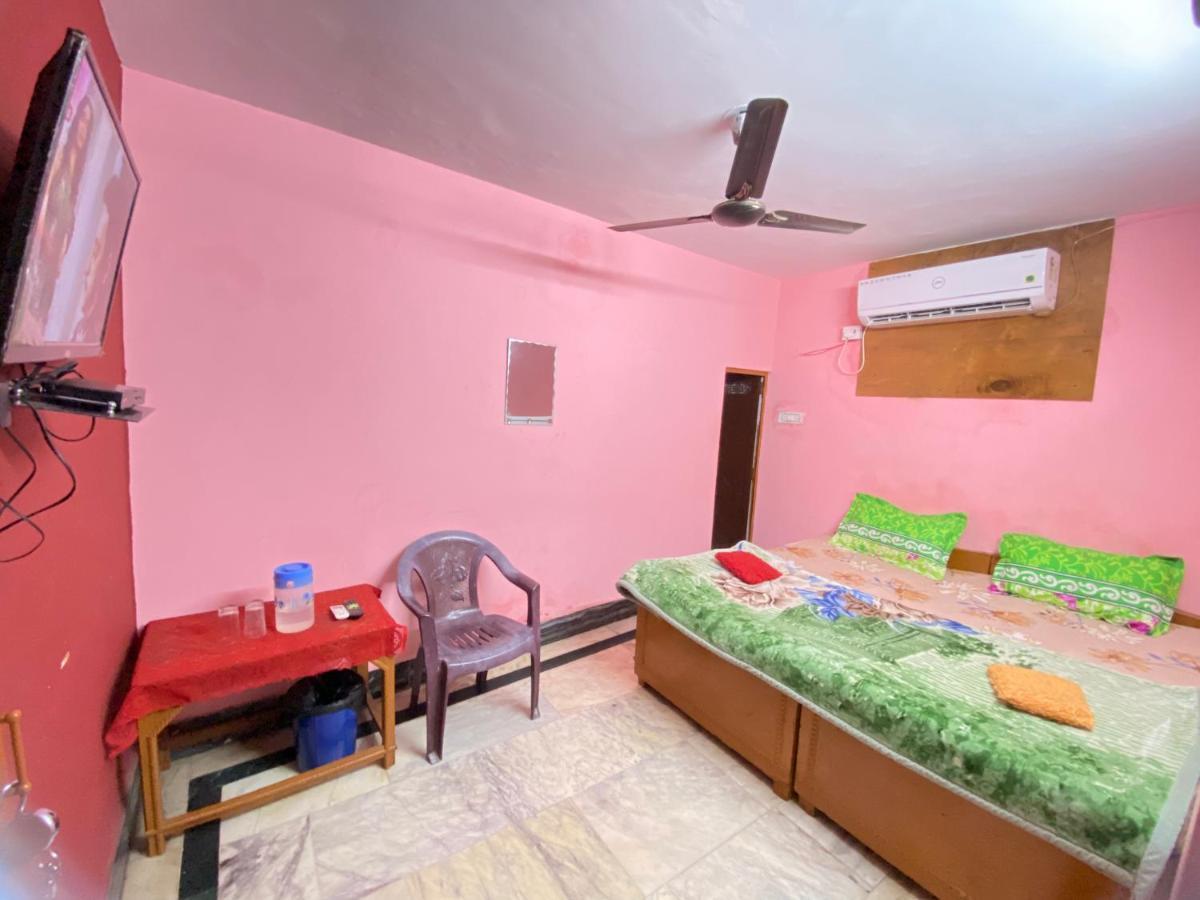 Hotel Shri Mahant Orchha 5 Mint Walking From Ram Raja Temple Luaran gambar