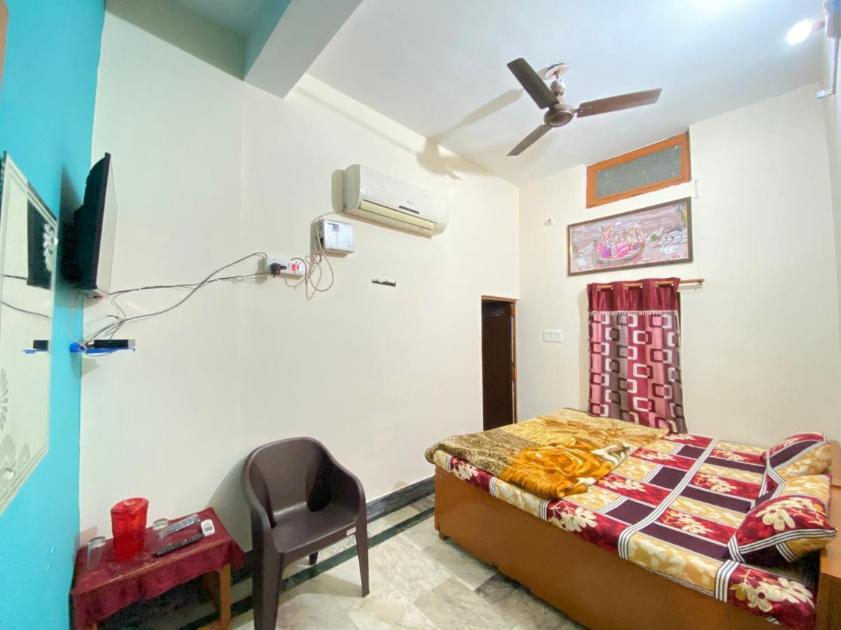 Hotel Shri Mahant Orchha 5 Mint Walking From Ram Raja Temple Luaran gambar