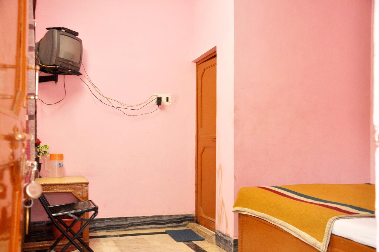 Hotel Shri Mahant Orchha 5 Mint Walking From Ram Raja Temple Luaran gambar