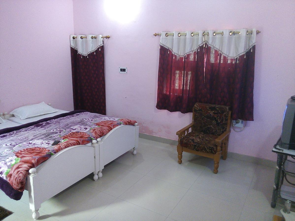 Hotel Shri Mahant Orchha 5 Mint Walking From Ram Raja Temple Luaran gambar