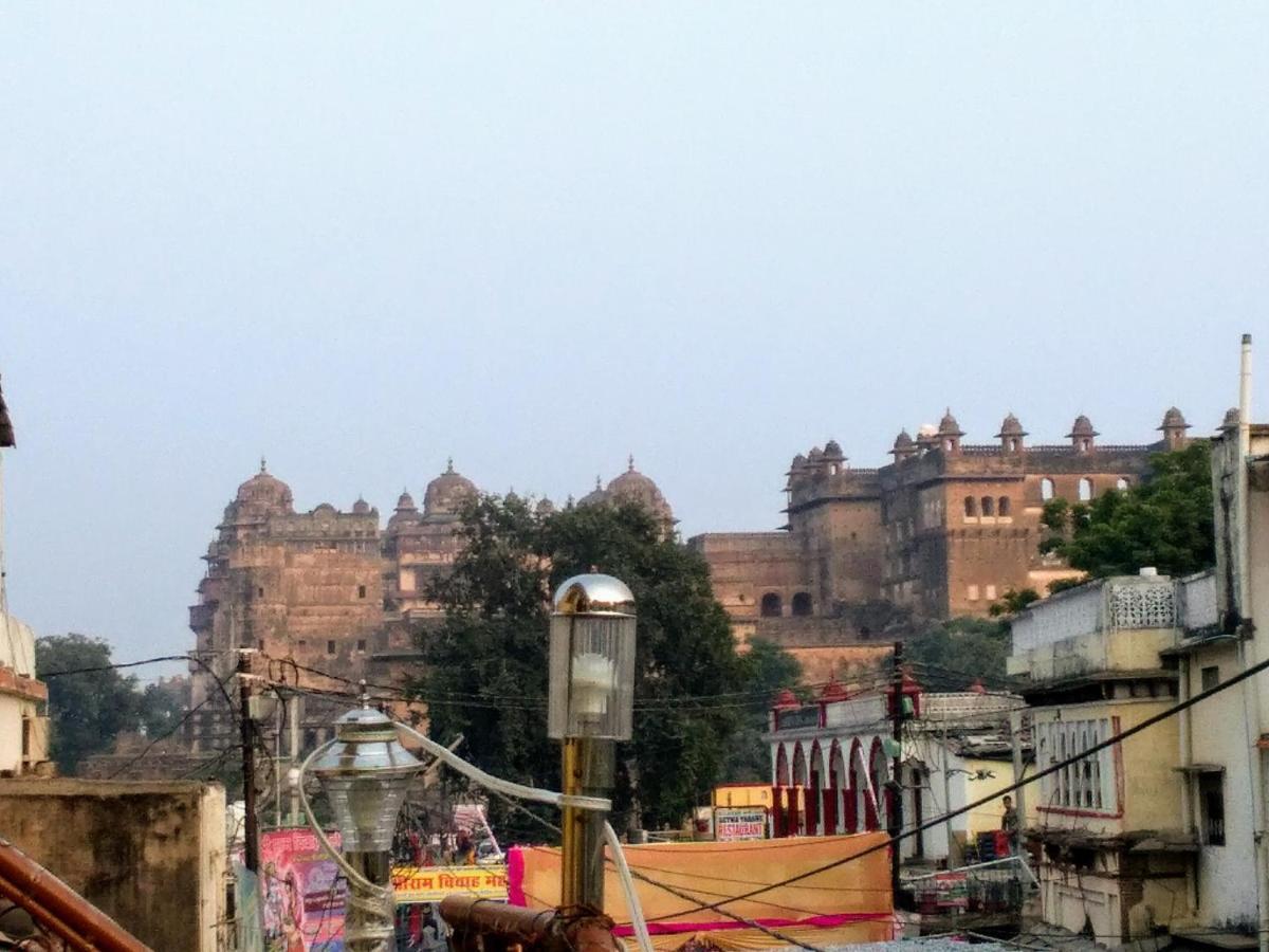 Hotel Shri Mahant Orchha 5 Mint Walking From Ram Raja Temple Luaran gambar